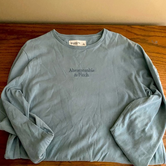 Abercrombie Long-sleeve - Picture 1 of 1